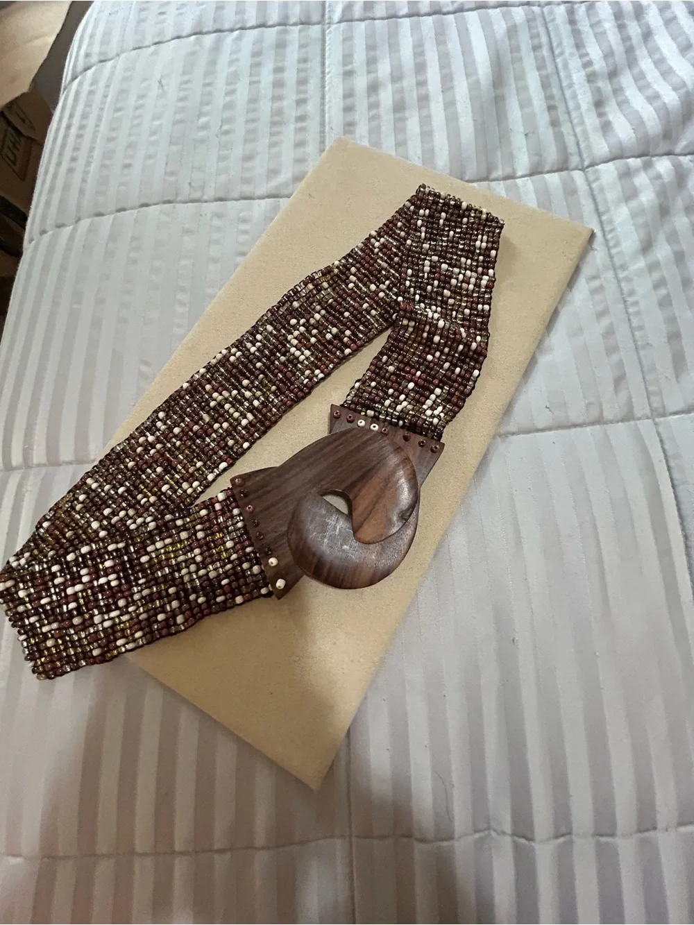 Beaded Stretch Waist Belt with Wood Buckle - Brown/stretchy